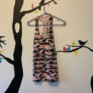 Lululemon camo tank
